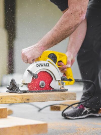 Herramientas y Construcción.